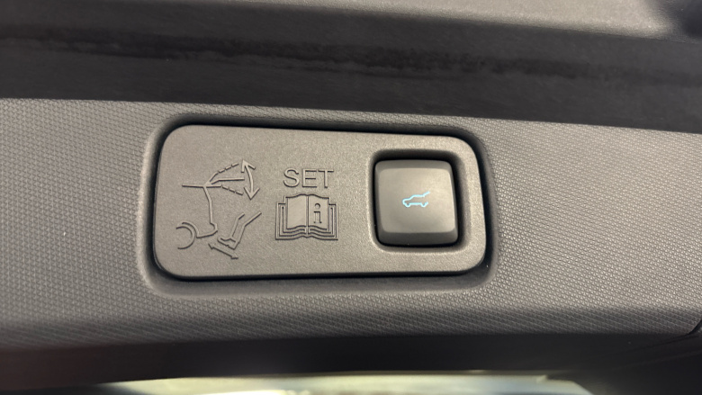 Ford Mustang Mach-E 198kW Standard Range 70kWh AWD 5dr Auto Electric Estate